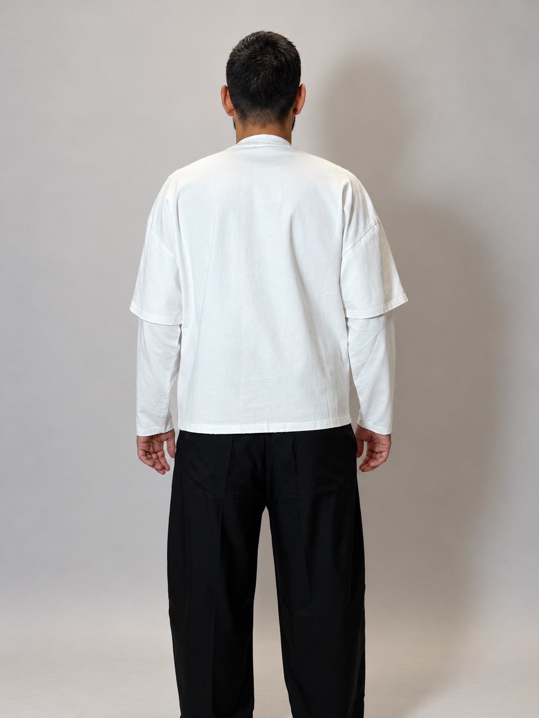 LONGSLEEVE MANIFEST
