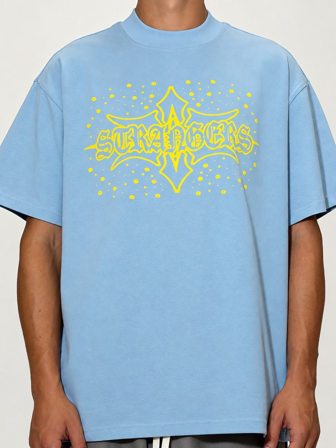 T-SHIRT STRANGERS