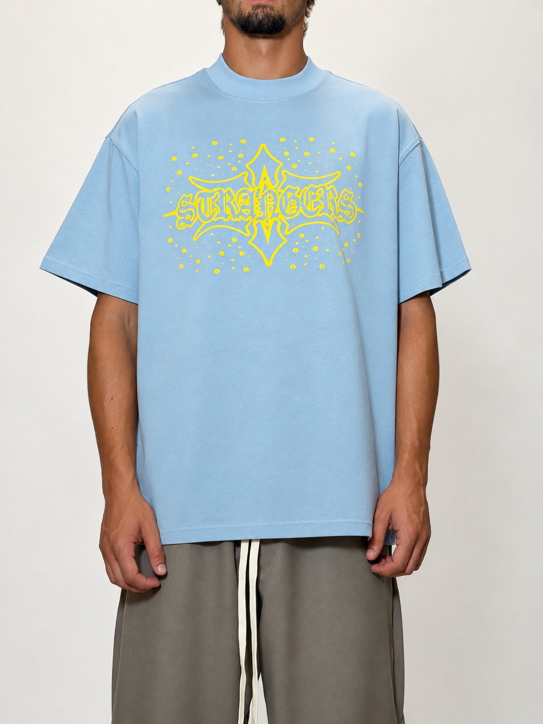 T-SHIRT STRANGERS