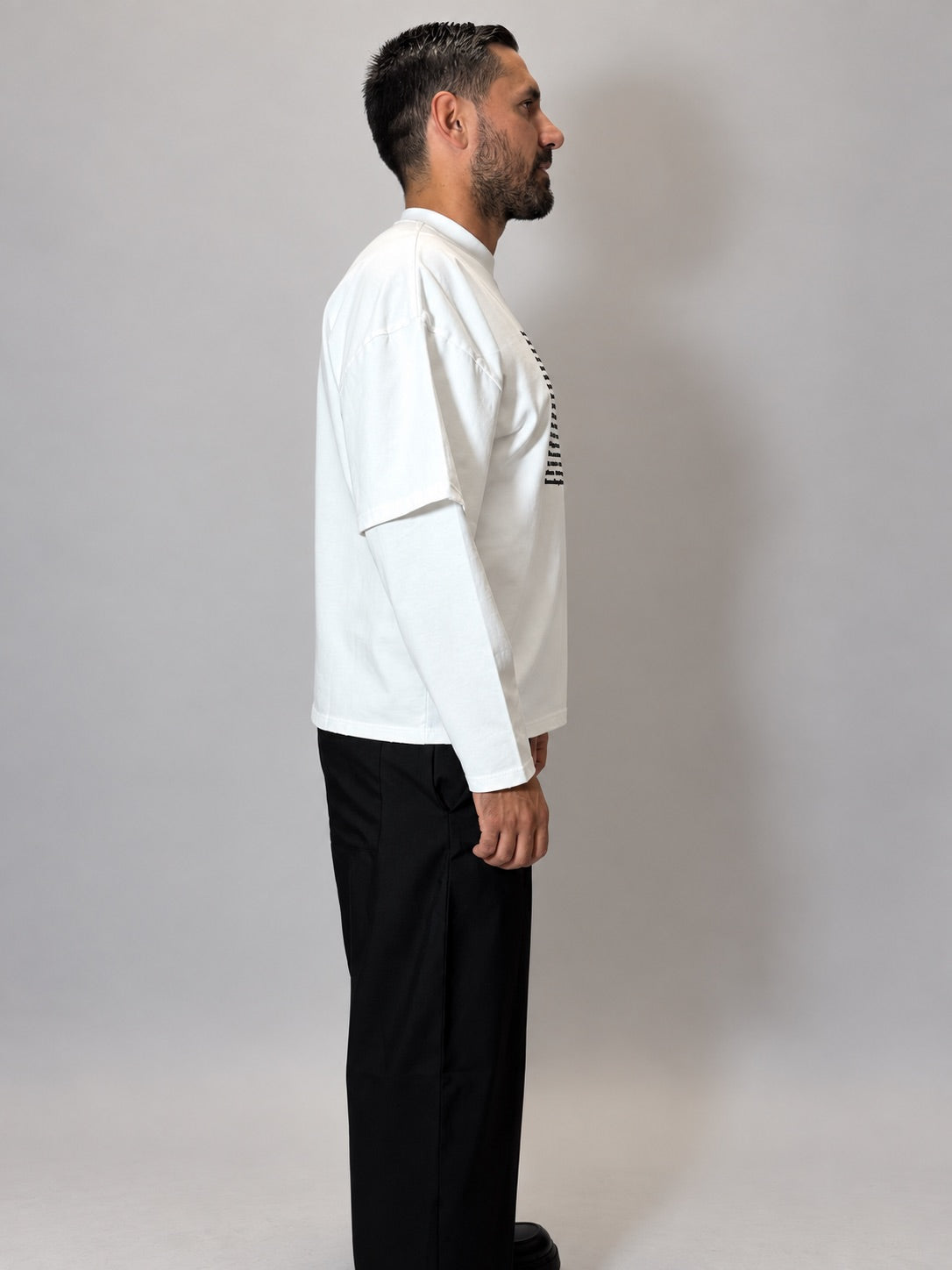LONGSLEEVE MANIFEST