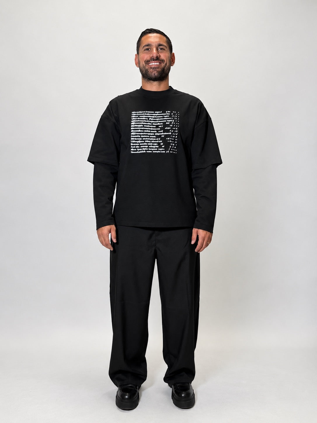 LONGSLEEVE MANIFEST