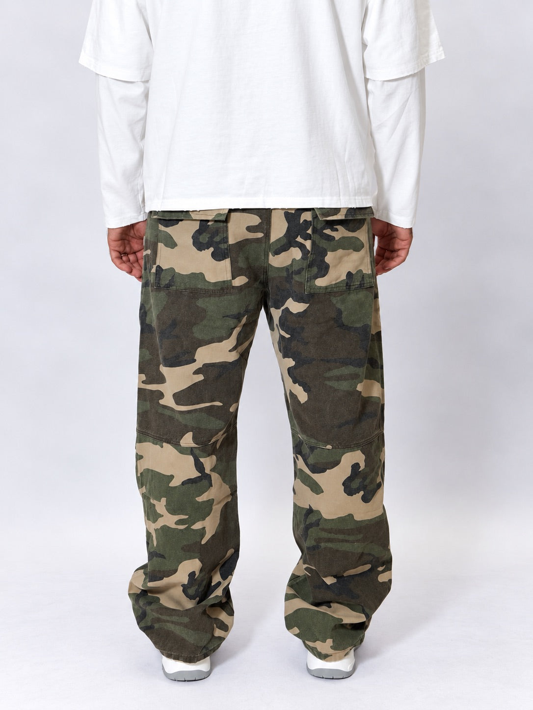 LONGSLEEVE MANIFEST
