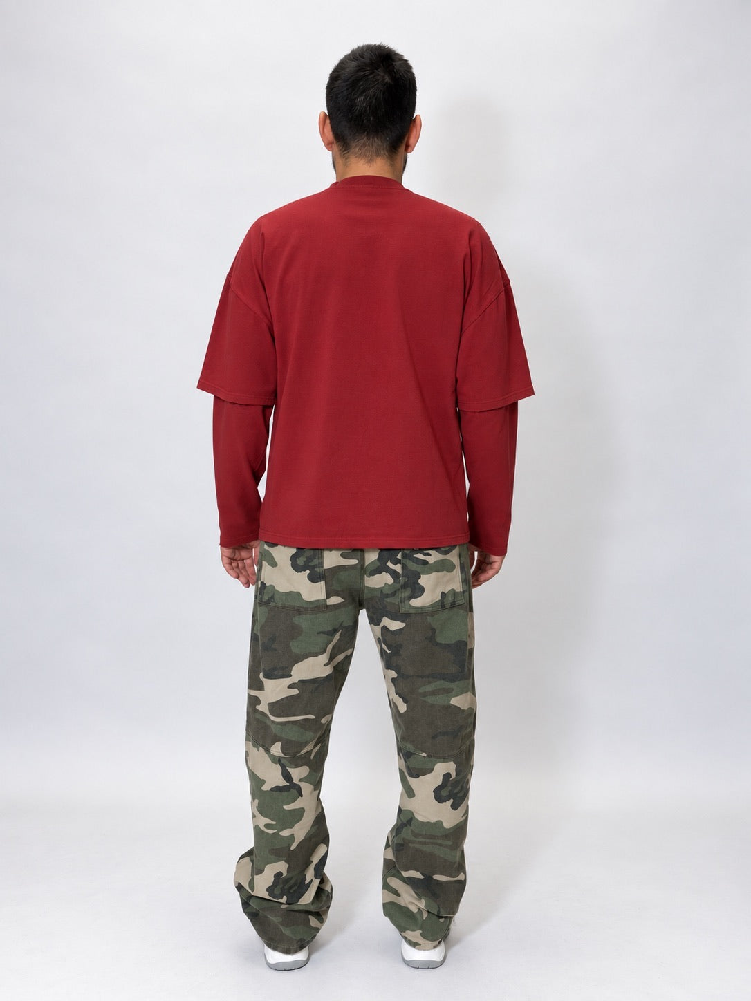 LONGSLEEVE MANIFEST